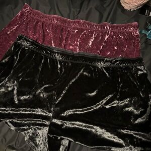Victoria secret pink crushed velvet shorts (2)